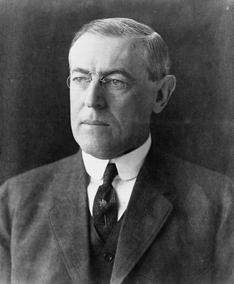 Woodrow_Wilson_portrait_December_2_1912.jpg